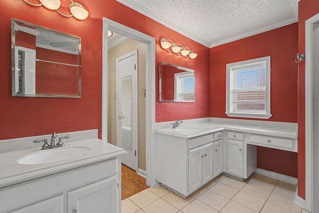 1213 Olmos Creek Place, Denton, TX 76205