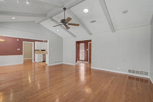 1213 Olmos Creek Place, Denton, TX 76205