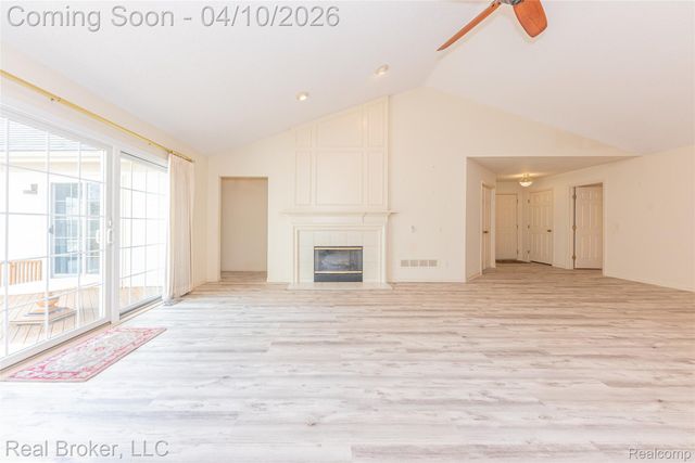 39836 Eagle Trace Drive, Northville Township, MI 48168