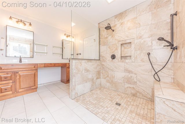39836 Eagle Trace Drive, Northville Township, MI 48168