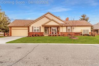 39836 Eagle Trace Drive, Northville Township, MI 48168