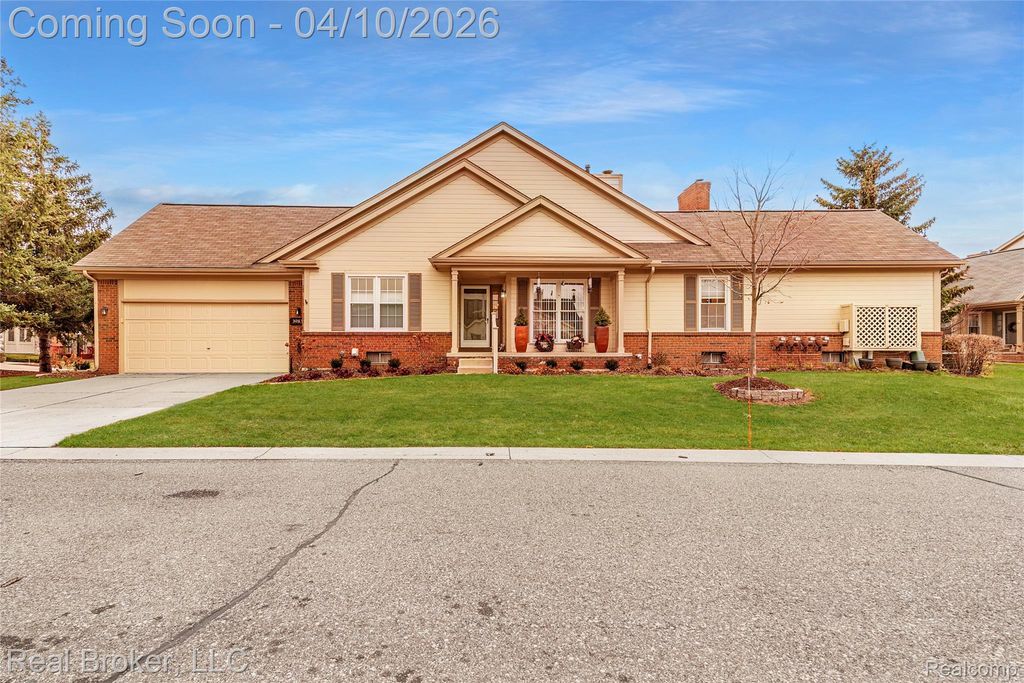 39836 Eagle Trace Drive, Northville Township, MI 48168