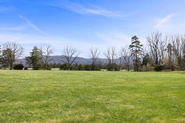 2143 MILL CREEK RD, Luray, VA 22835