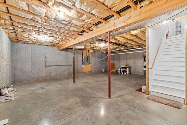 2143 MILL CREEK RD, Luray, VA 22835