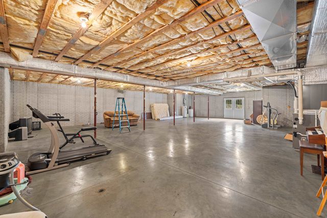 2143 MILL CREEK RD, Luray, VA 22835