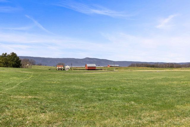 2143 MILL CREEK RD, Luray, VA 22835