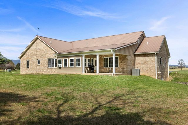 2143 MILL CREEK RD, Luray, VA 22835