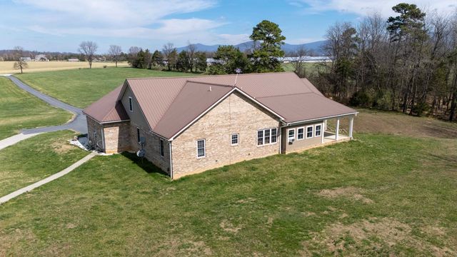2143 MILL CREEK RD, Luray, VA 22835