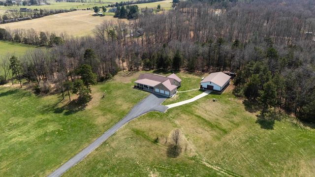 2143 MILL CREEK RD, Luray, VA 22835
