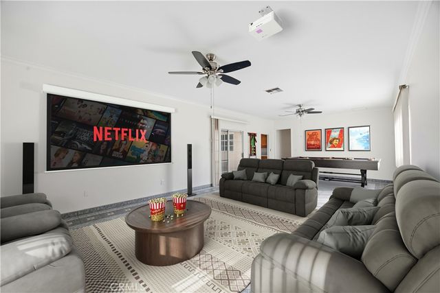 653 N Raywood, Montebello, CA 90640