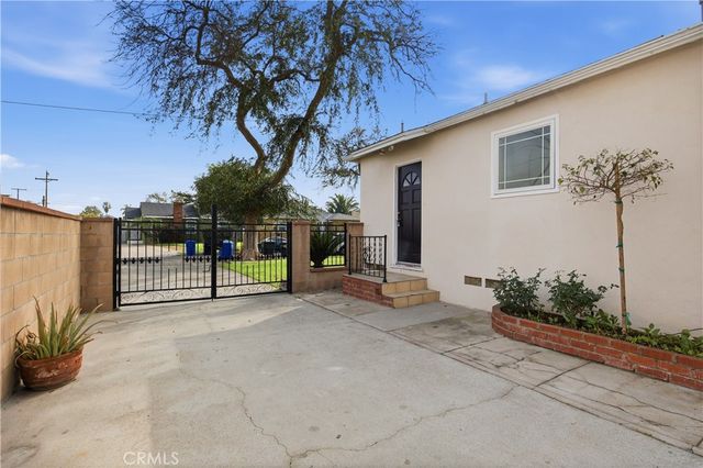 653 N Raywood, Montebello, CA 90640
