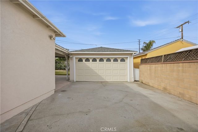 653 N Raywood, Montebello, CA 90640