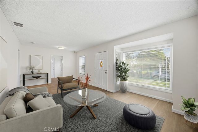 653 N Raywood, Montebello, CA 90640