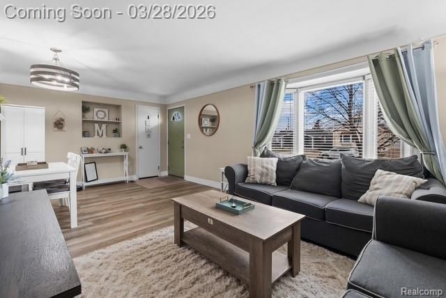 1461 Champaign Road, Lincoln Park, MI 48146