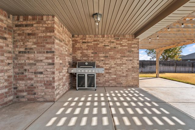 7029 34th Place, Lubbock, TX 79407
