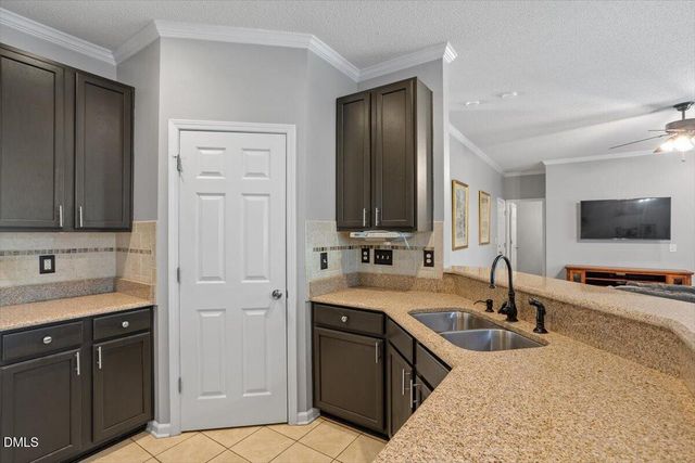 116 Texanna Way, Holly Springs, NC 27540