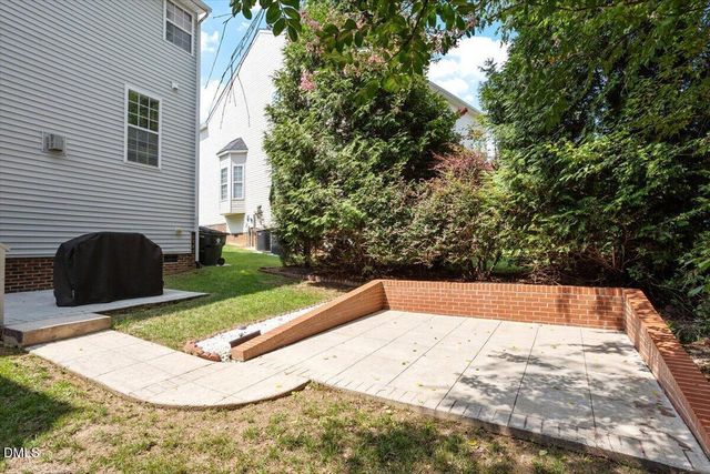 116 Texanna Way, Holly Springs, NC 27540