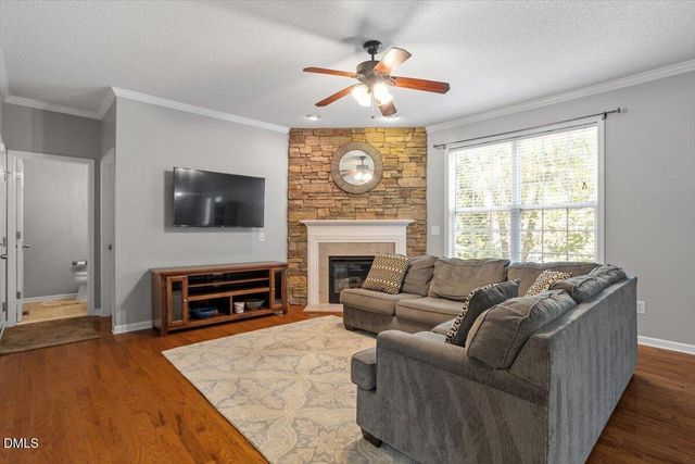 116 Texanna Way, Holly Springs, NC 27540