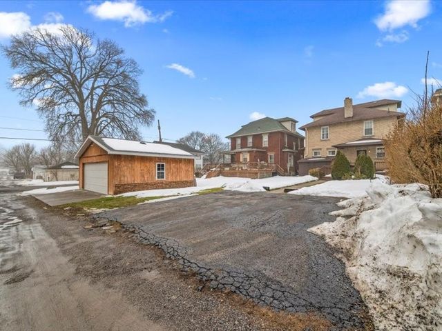 2304 Highland Ave, New Castle, PA 16105