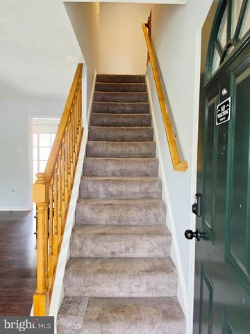 421 LONGVIEW AVE, Winchester, VA 22601