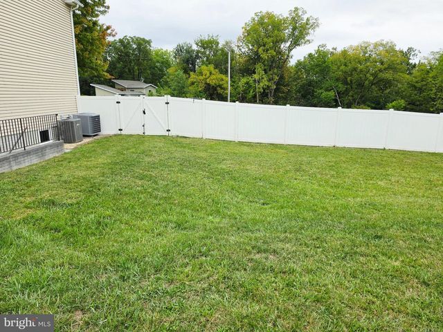 421 LONGVIEW AVE, Winchester, VA 22601