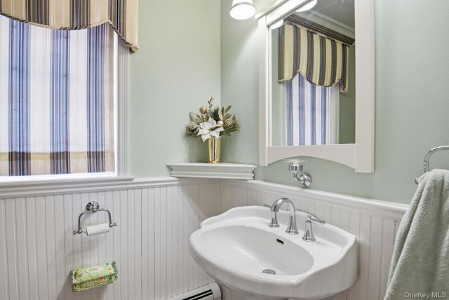 9 Oldfield Court, Garnerville, NY 10923