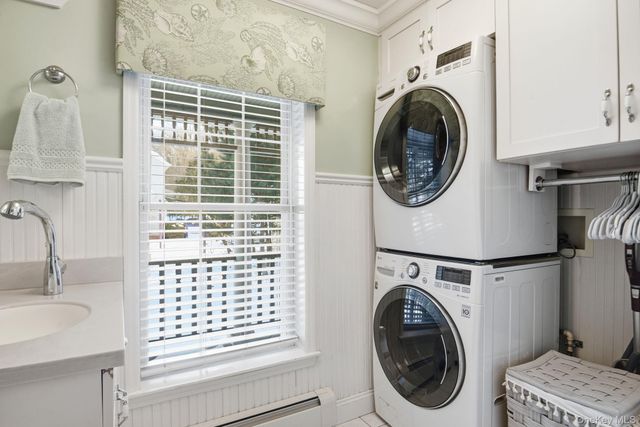 9 Oldfield Court, Garnerville, NY 10923