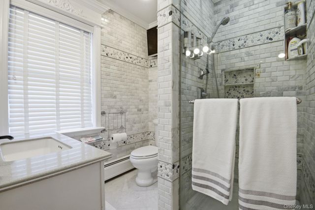 9 Oldfield Court, Garnerville, NY 10923