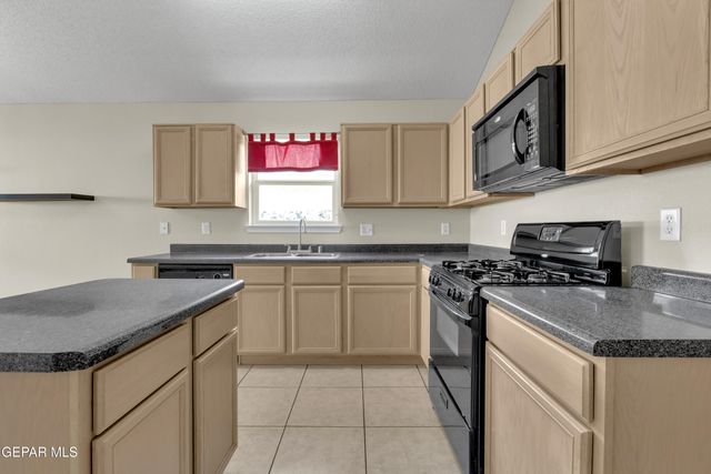6120 PALMDALE Street, El Paso, TX 79932