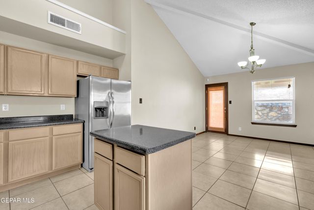 6120 PALMDALE Street, El Paso, TX 79932