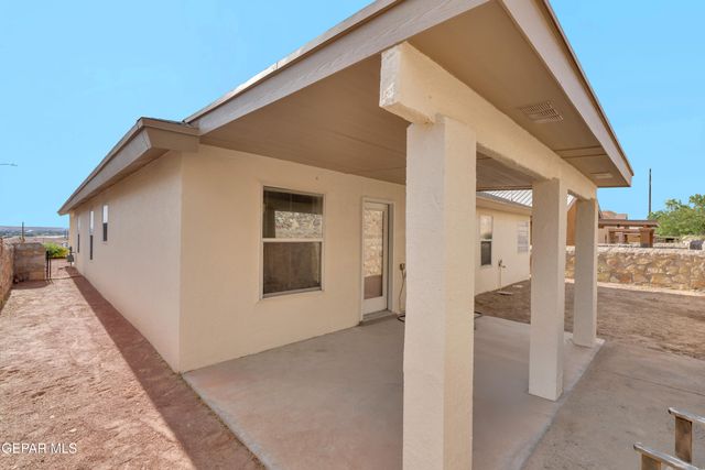 6120 PALMDALE Street, El Paso, TX 79932