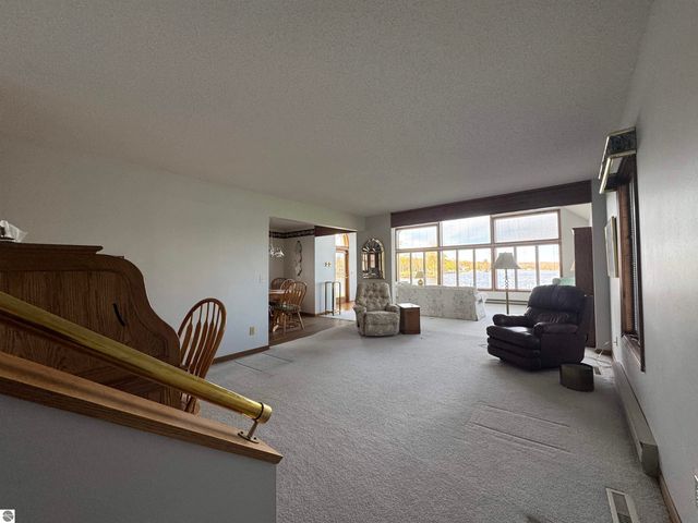 1017 Channel Drive, Lake Isabella, MI 48893