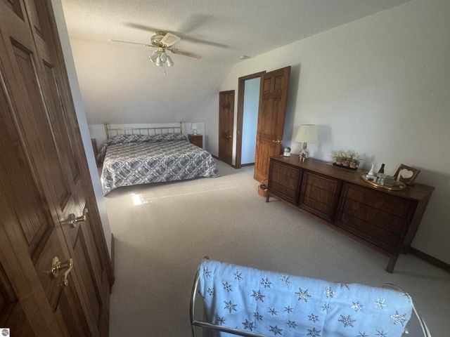 1017 Channel Drive, Lake Isabella, MI 48893