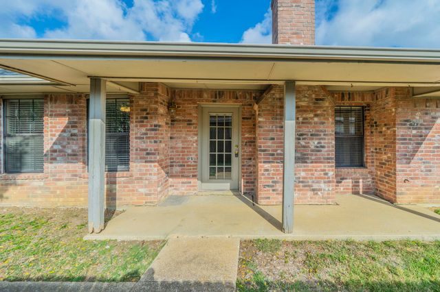 1913 Teton Trail, Lewisville, TX 75077