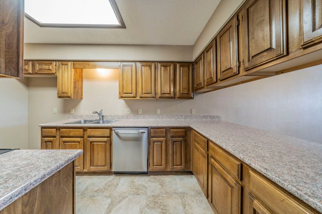 1913 Teton Trail, Lewisville, TX 75077