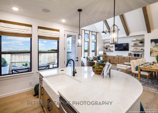 1715 Seekat Drive, New Braunfels, TX 78132