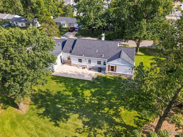 1463 Ronald Drive, St Louis, MO 63119