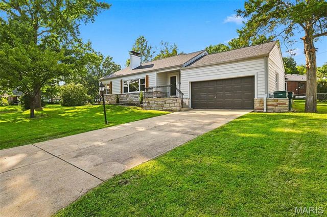 1463 Ronald Drive, St Louis, MO 63119