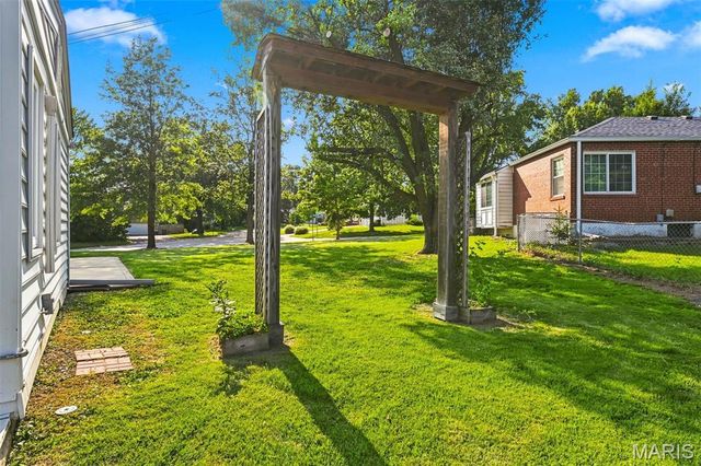 1463 Ronald Drive, St Louis, MO 63119