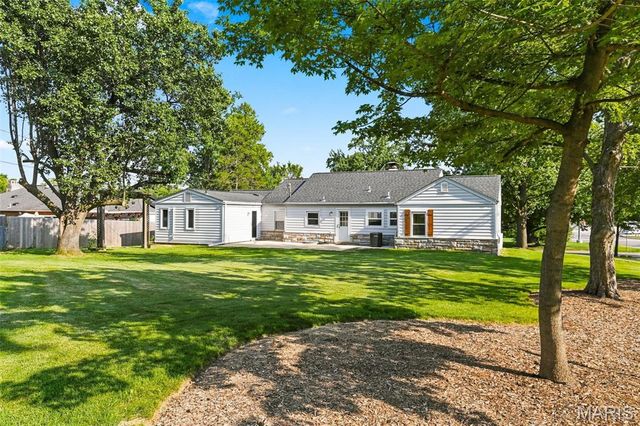 1463 Ronald Drive, St Louis, MO 63119