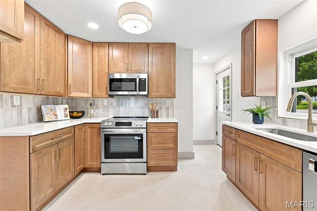 1463 Ronald Drive, St Louis, MO 63119