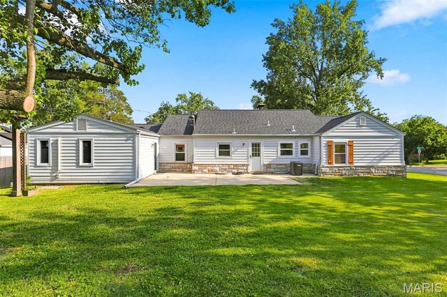 1463 Ronald Drive, St Louis, MO 63119