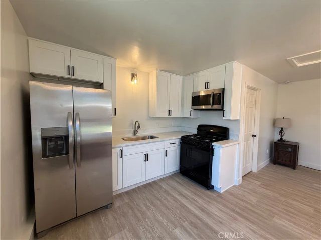 7029 Bellaire, Los Angeles, CA 91605