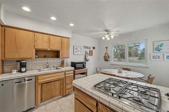 4 Bethal Lane, Commack, NY 11725