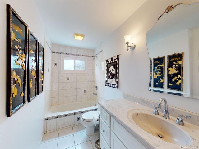 4 Bethal Lane, Commack, NY 11725