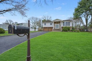 4 Bethal Lane, Commack, NY 11725