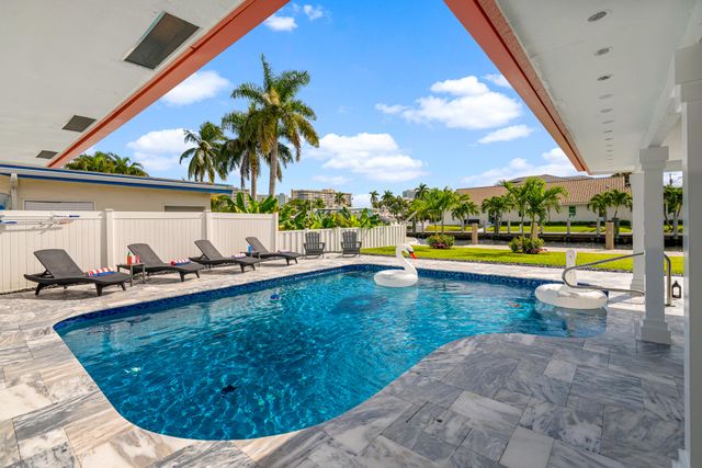 2760 NE 7TH Street, Pompano Beach, FL 33062