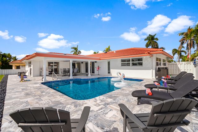 2760 NE 7TH Street, Pompano Beach, FL 33062