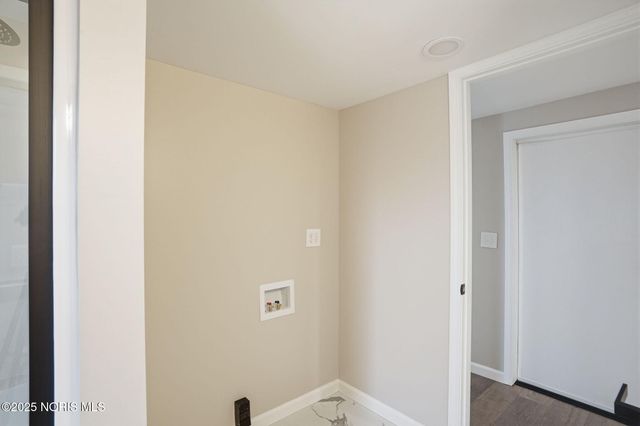 8256 Silverwood Drive, Findlay, OH 45840