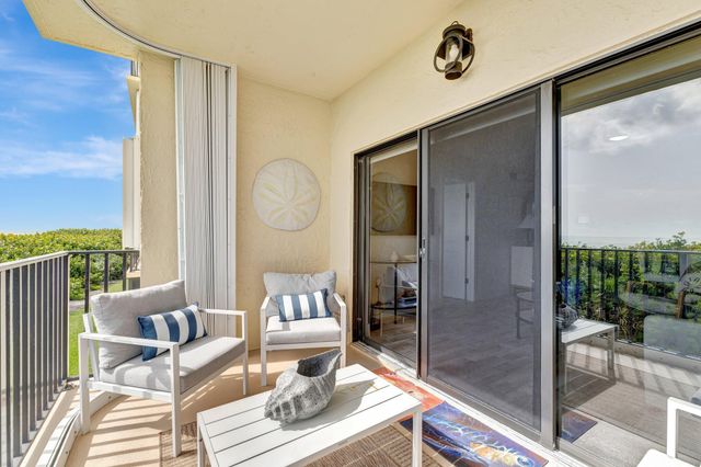 7420 S OCEAN Drive 215, Jensen Beach, FL 34957